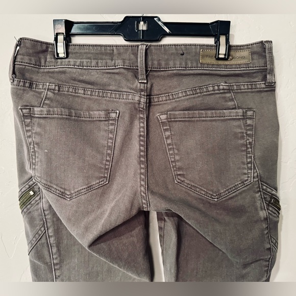 Treasure & Bond Low-Waisted Jeans in Earth (Olive Green/Brown) SZ 25 - EUC - Picture 5 of 16
